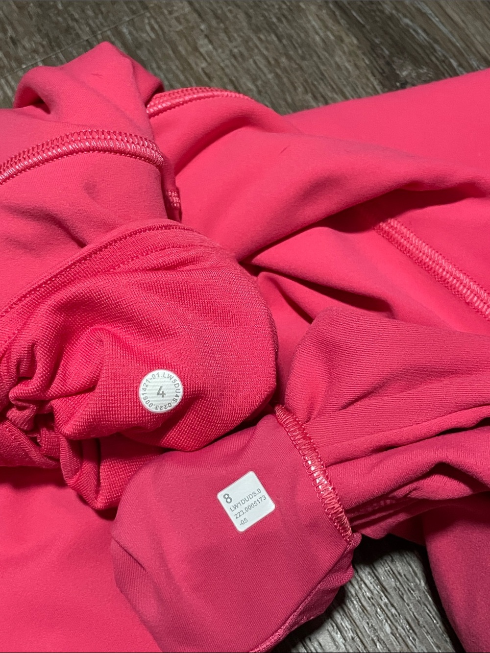 Like New Lululemon Matching Align Lip Gloss Set. Size Top 8/Bottom 4 - Picture 2 of 11